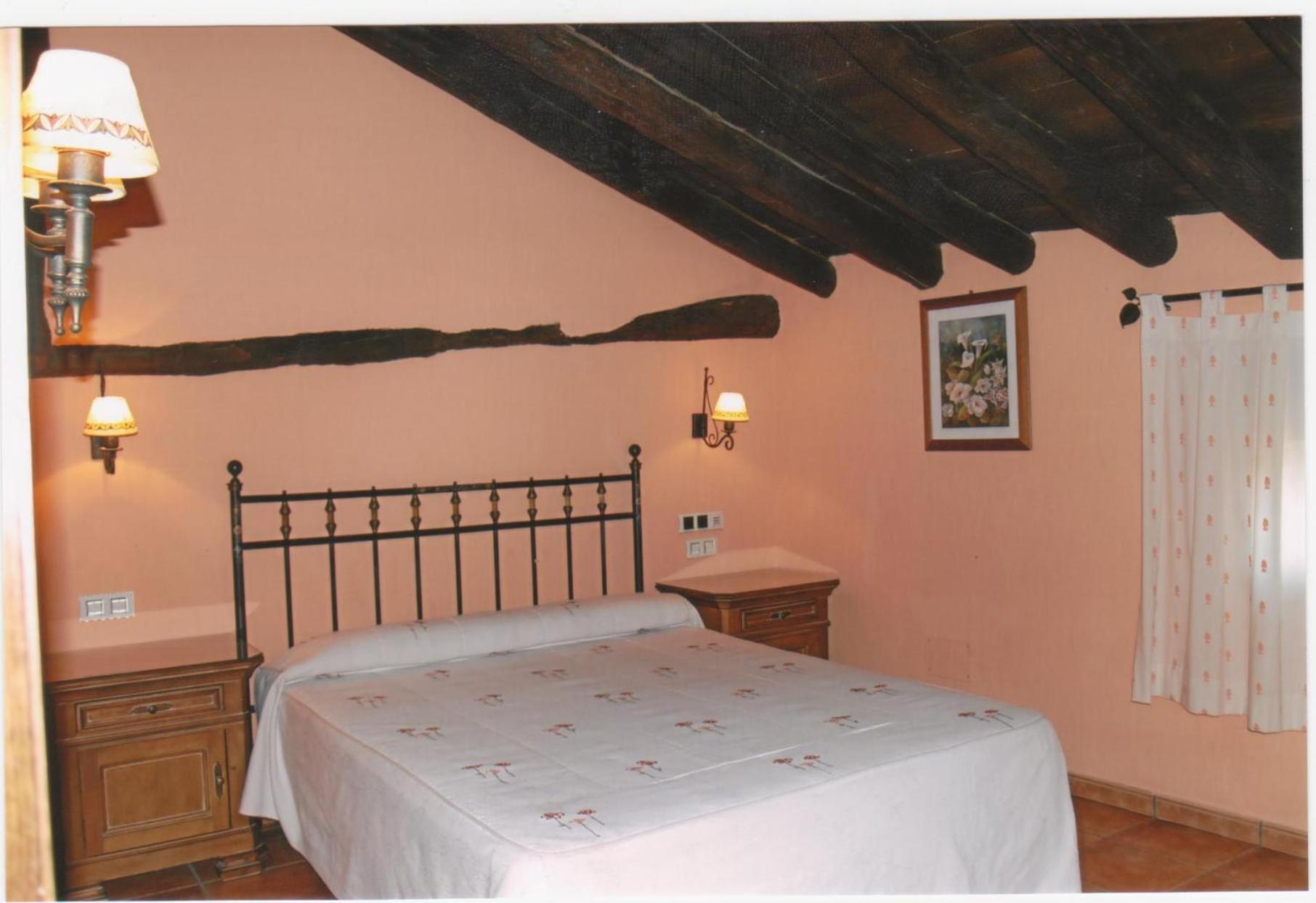 Parada Del Carmen Albarracín Esterno foto